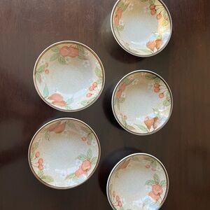 Floral Patterned Small Ceramic Bowls Set
